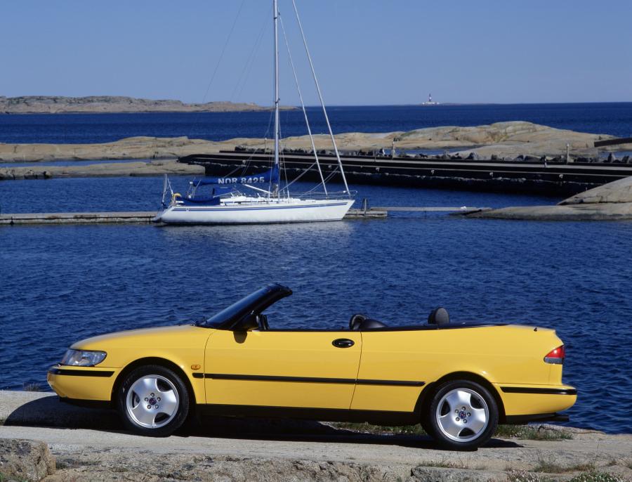  Saab 900 SE Turbo Convertible 1993 года  (фото 10 из 46)